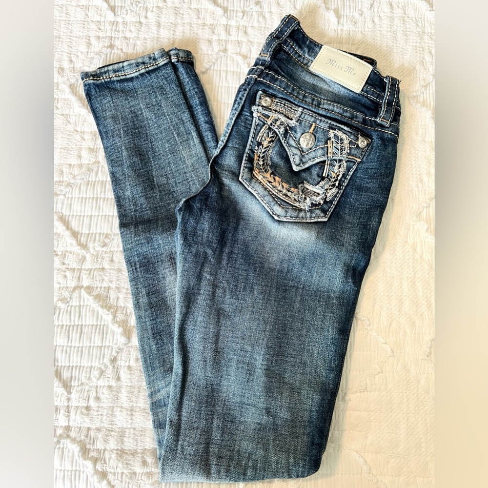 Miss Me mid rise skinny jean size 24